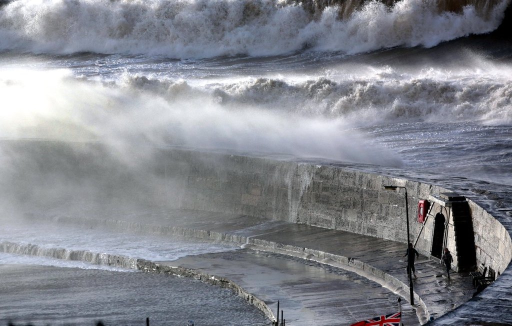 The_Cobb_Lyme_Regis_Dorset_by_Paul_Silvers_Cloud9weather1_1024x1024