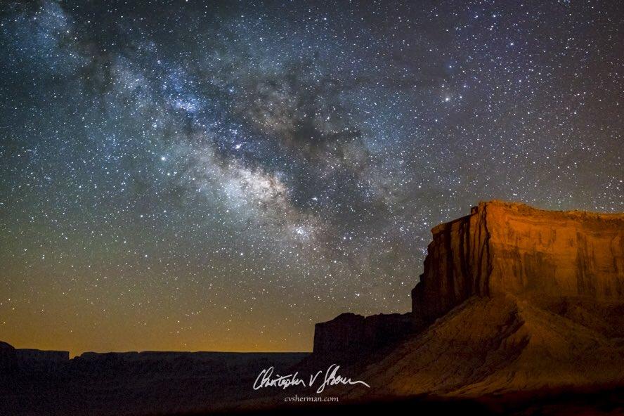 Milky_Way_at_Mitchell_Mesa_Monument_Valley_Arizona_by_Christopher_Sherman_cvsherman_1024x1024