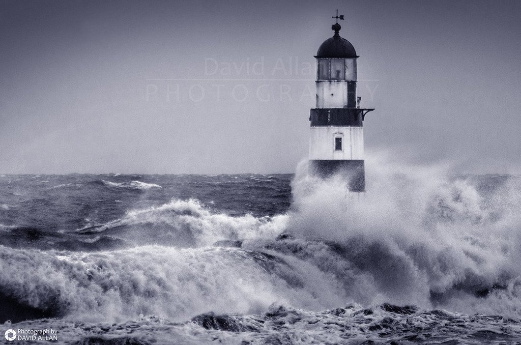 Stormy_seas_at_Seaham_Harbour_by_David_Allan_davidm_allan_1024x1024