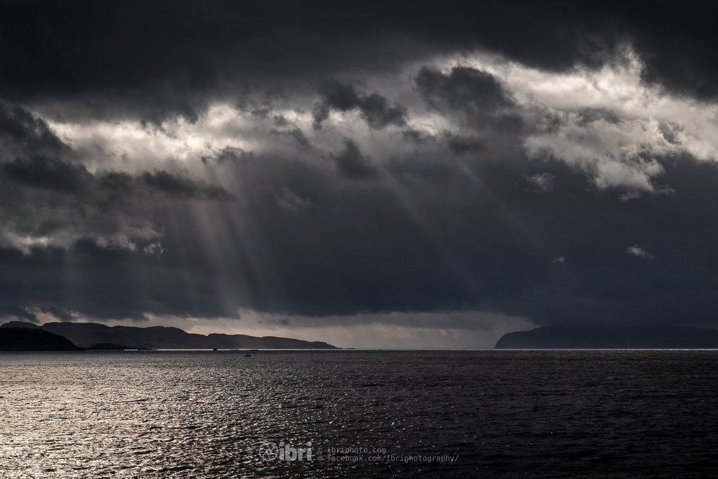 1st_Place_Ardmucknish_Bay_near_Oban_by_Brian_Smith_iBri_Photo_1024x1024