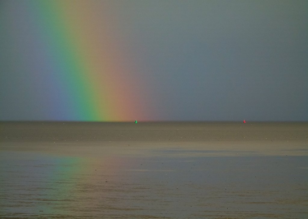 2nd_Place_A_rainbow_above_the_Waddenzee_near_Paesens-Moddergat_Netherlands_by_Meteo-Nederland_SevereWeather_N_1024x1024