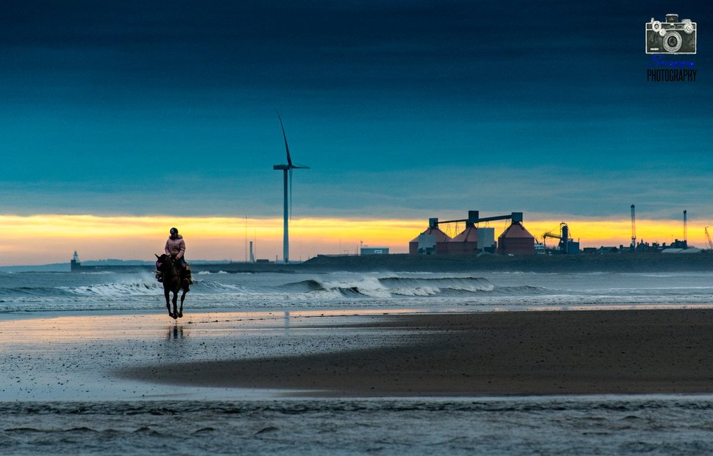 2nd_Place_Horse_riding_at_Sandy_Bay_with_Blyth_in_the_background_by_Coastal_Portraits_johndefatkin_1024x1024