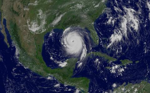 Hurricane_Katrina_large