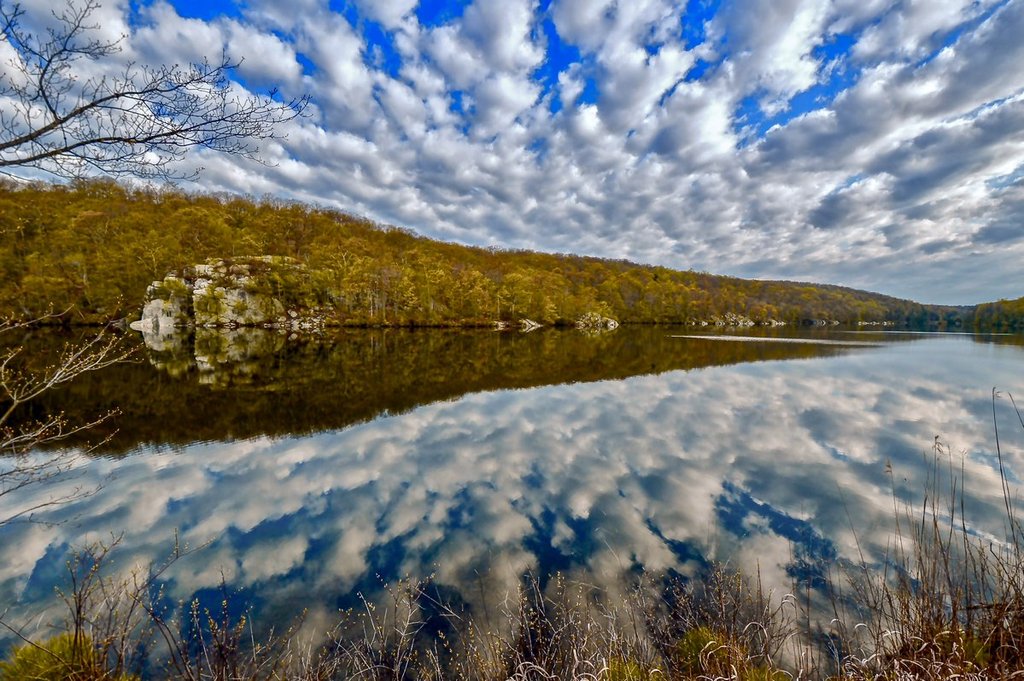 Reflection_of_clouds_on_Canopus_Lake_Putnam_County_NY_by_Tom_Orlando_Tommyzeros_1024x1024