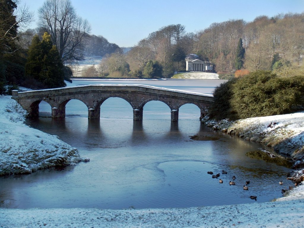 Stourhead_Wiltshire_by_Paul_Silvers_Cloud9weather1_1024x1024