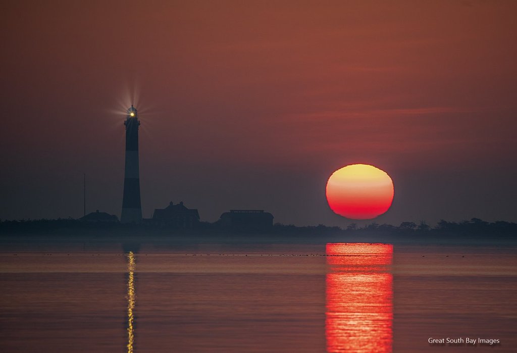 Sunrise_at_the_Fire_Island_Lighthouse_by_Mike_Busch_GSBImagesMBusch_1024x1024