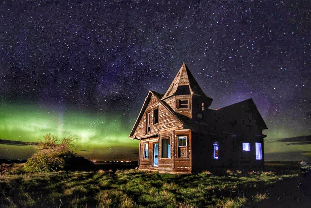 1st Place Jill @Photochic2013 Land of Living skies - Saskatchewan, Canada.