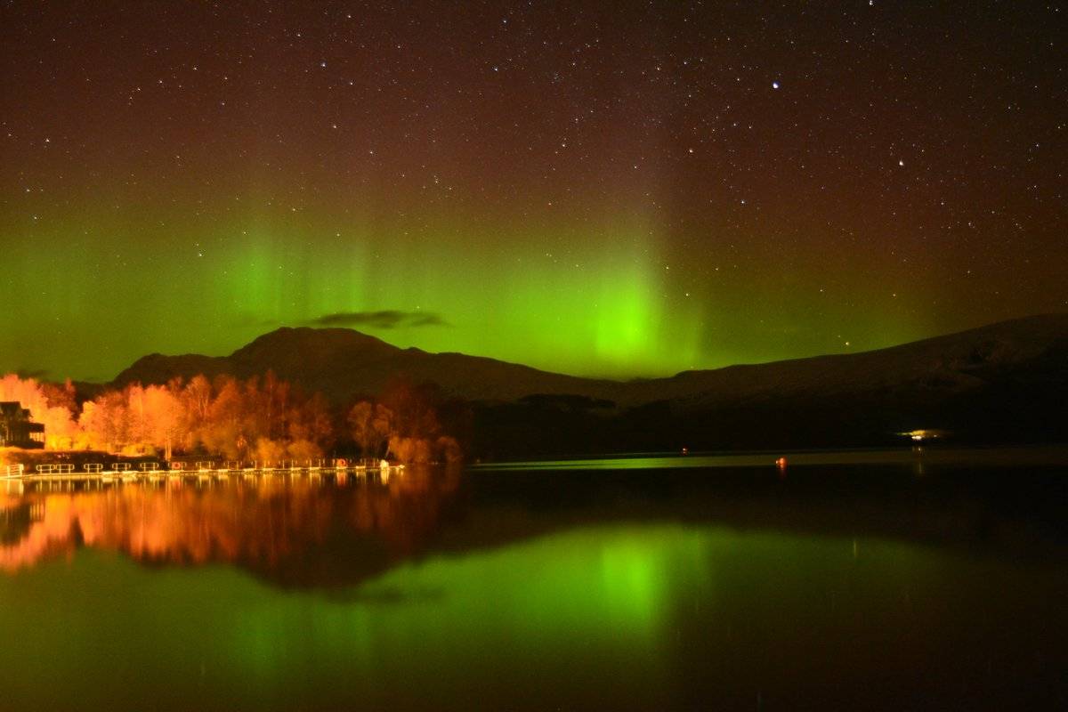 1st Place Shona Renicks @BroxiShona The Aurora Borealis over Ben Lomond at Luss , Scotland