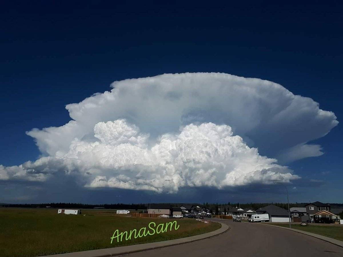 2nd Place Sundre Alberta Canada July 23rd 2017. Textbook cumulonimbus by Backyard Chaser @raeannasam