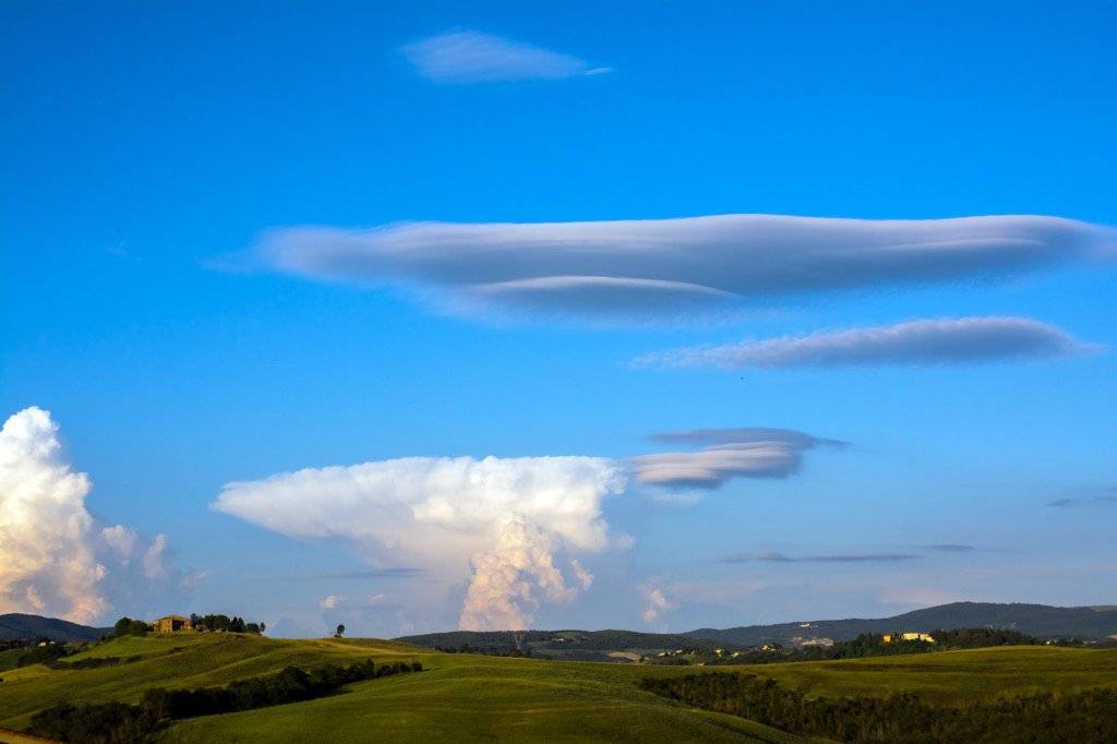 enticularis and Cumulonimbus