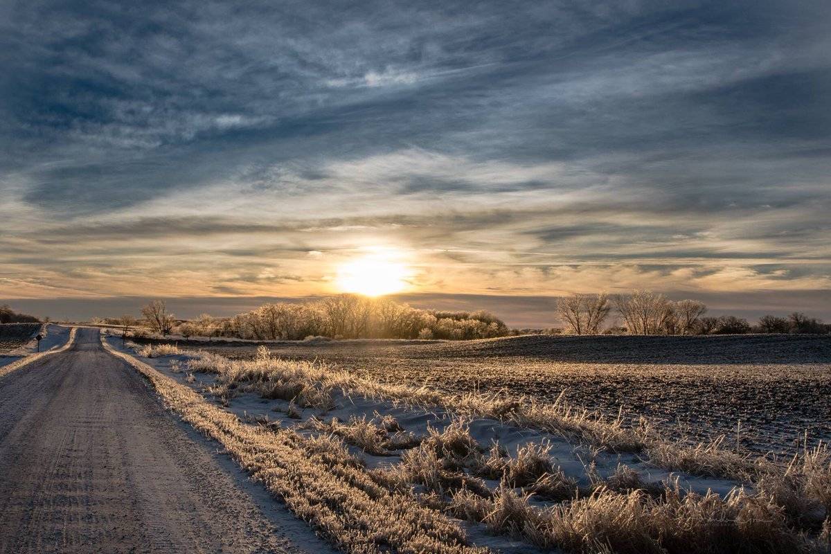 3rd Place Iowa country roads by Lorygroe @58groe