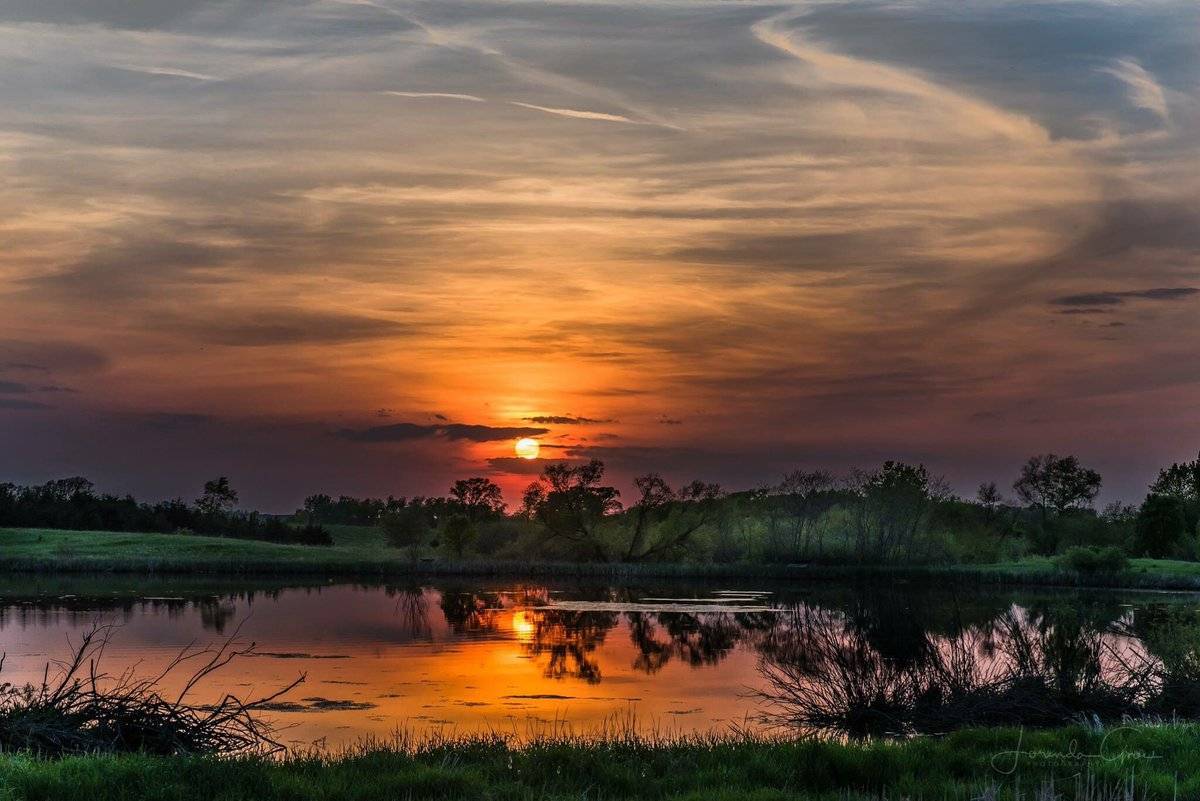 3rd Place Iowa Sunset by Lorygroe @58groe