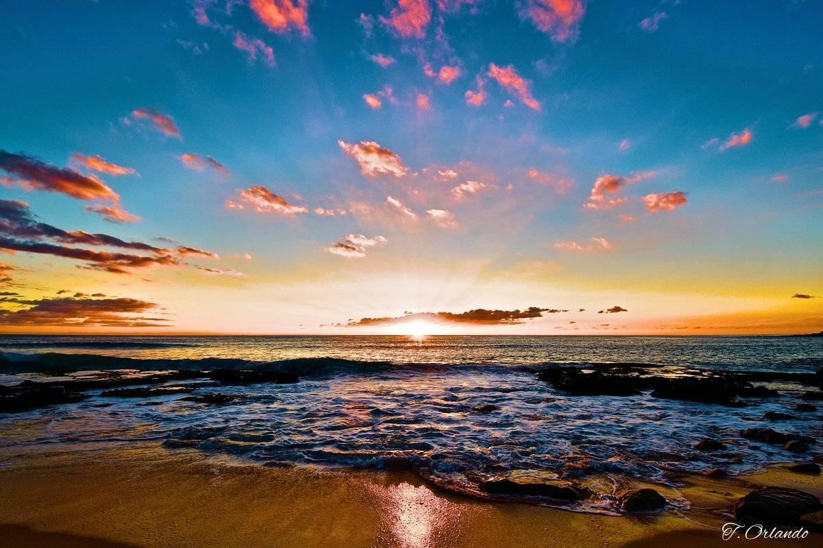 Lualualei Beach sunset, west shore of Oahu