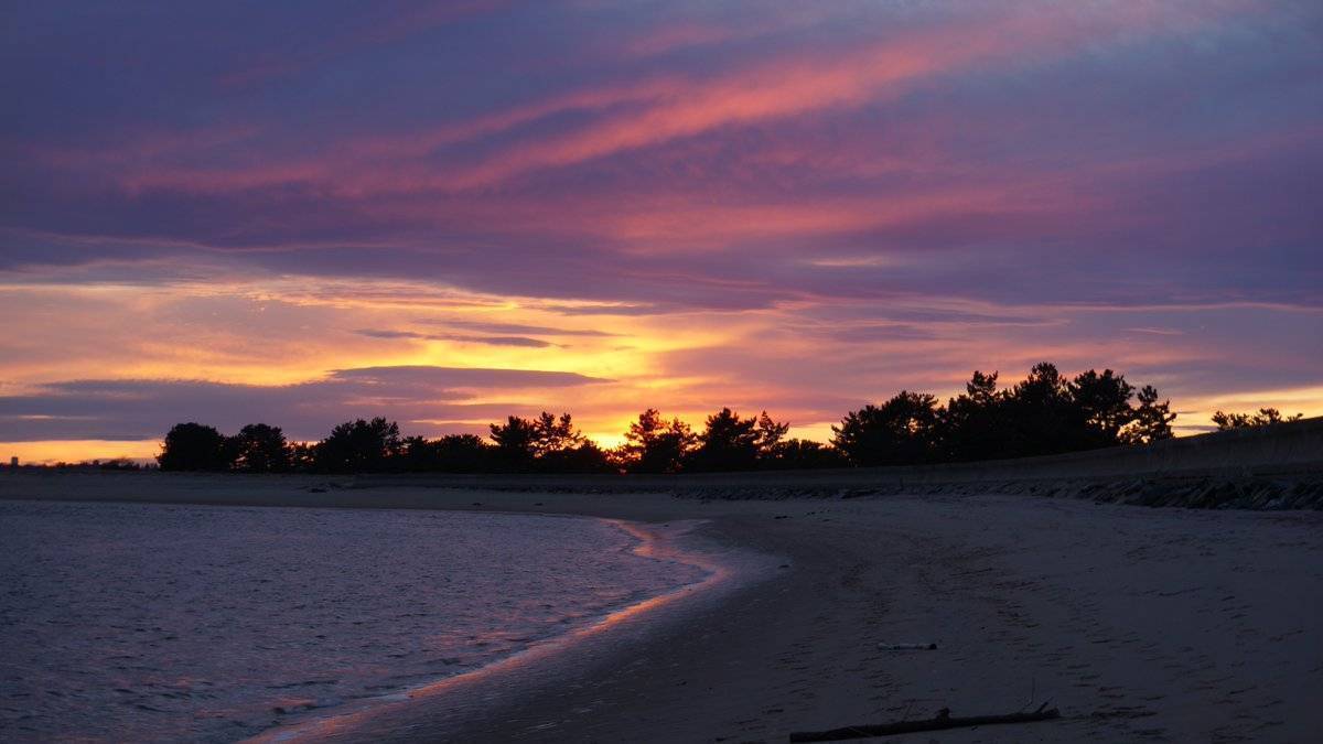 Beautiful spring sunset at Salisbury Beach Amy Howard @amyhoward2010