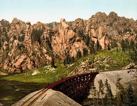 Cathedral_Park_Garden_of_the_Gods_Colorado_Springs_Colorado_1901_large