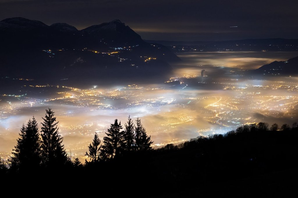 Fog_over_a_valley_in_the_French_Alps_by_Christophe_Suarez_suarezphoto_1024x1024