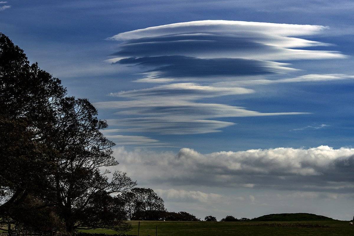 Lenticular clouds over Bolam Lake. Northumberland by Mackenzie King Photography @amkingphoto