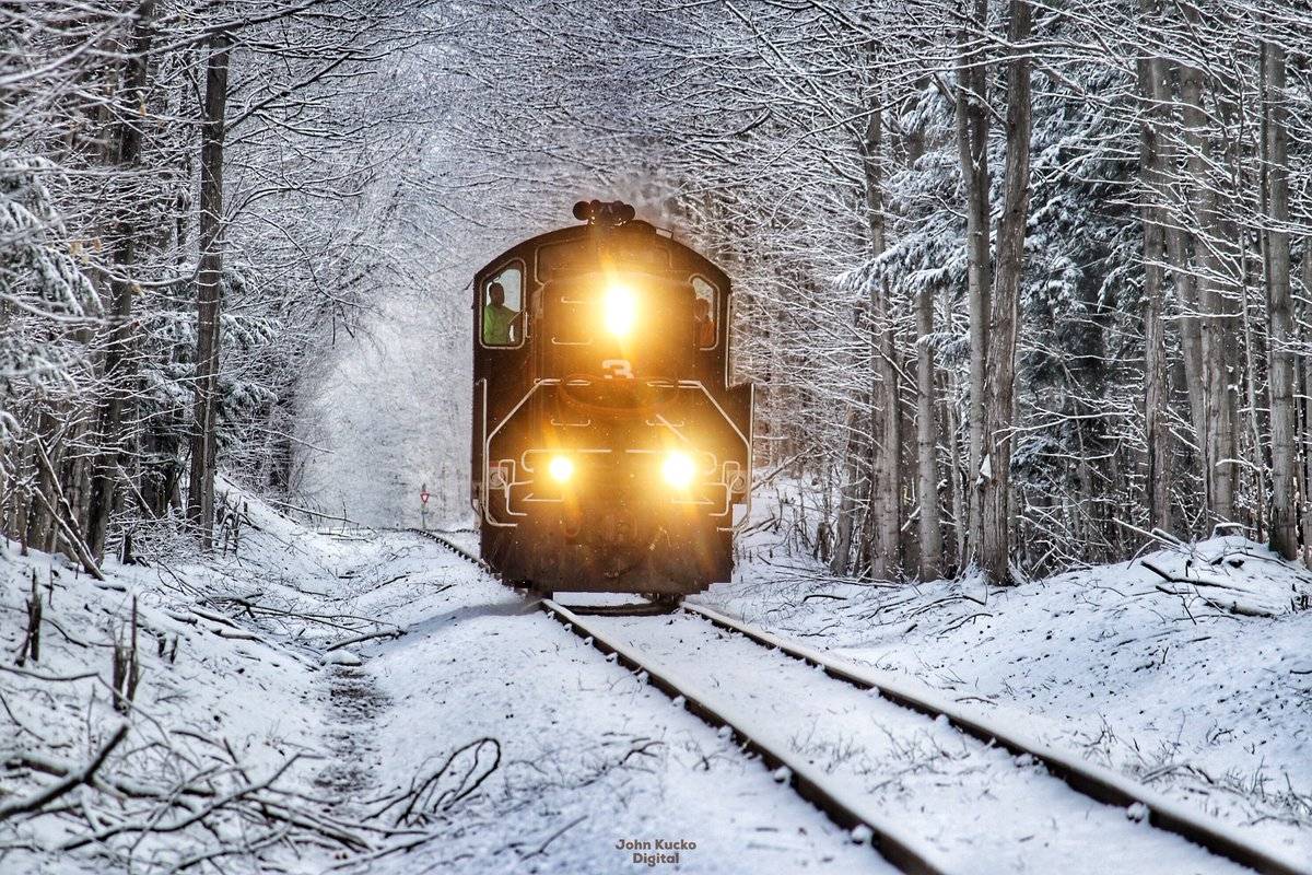 Ontario Midland’s “Earnhardt Engine” #3 makes a rare appearance in WNY in Arcadia, NY by John Kucko @john_kucko