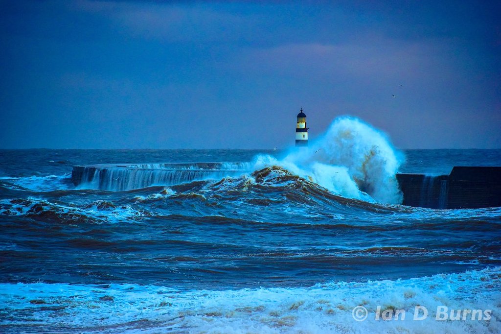 Seaham_Pier_by_Ian_Burns_iandburn_1024x1024