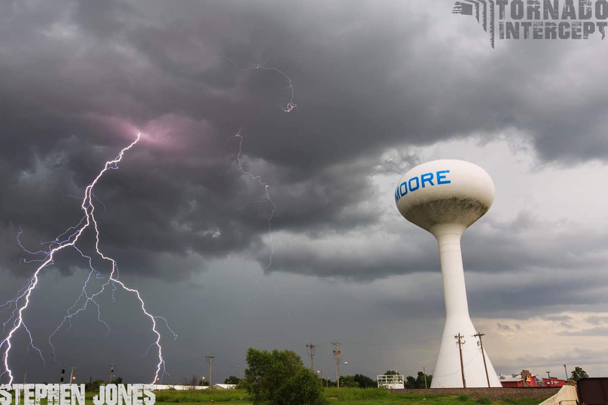 Summertime thunderstorms over the Tornado Capital of the World of Moore, OK by Stephen Jones @Tornado_Steejo