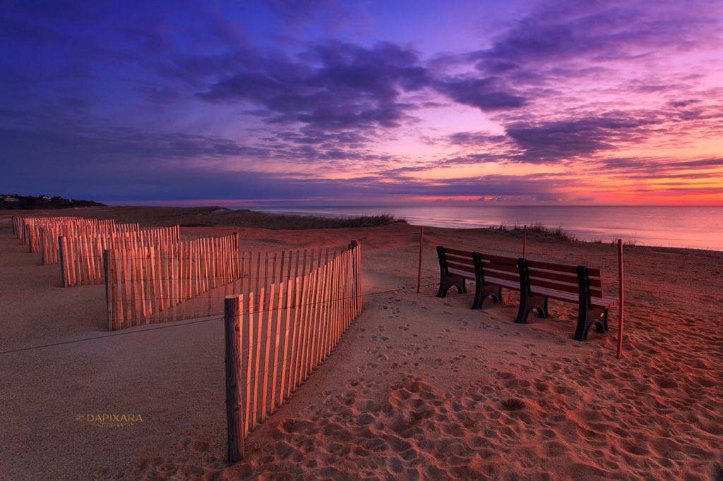 Sunrise at Nauset beach, Orleans, Massachusetts by Dapixara @dapixara