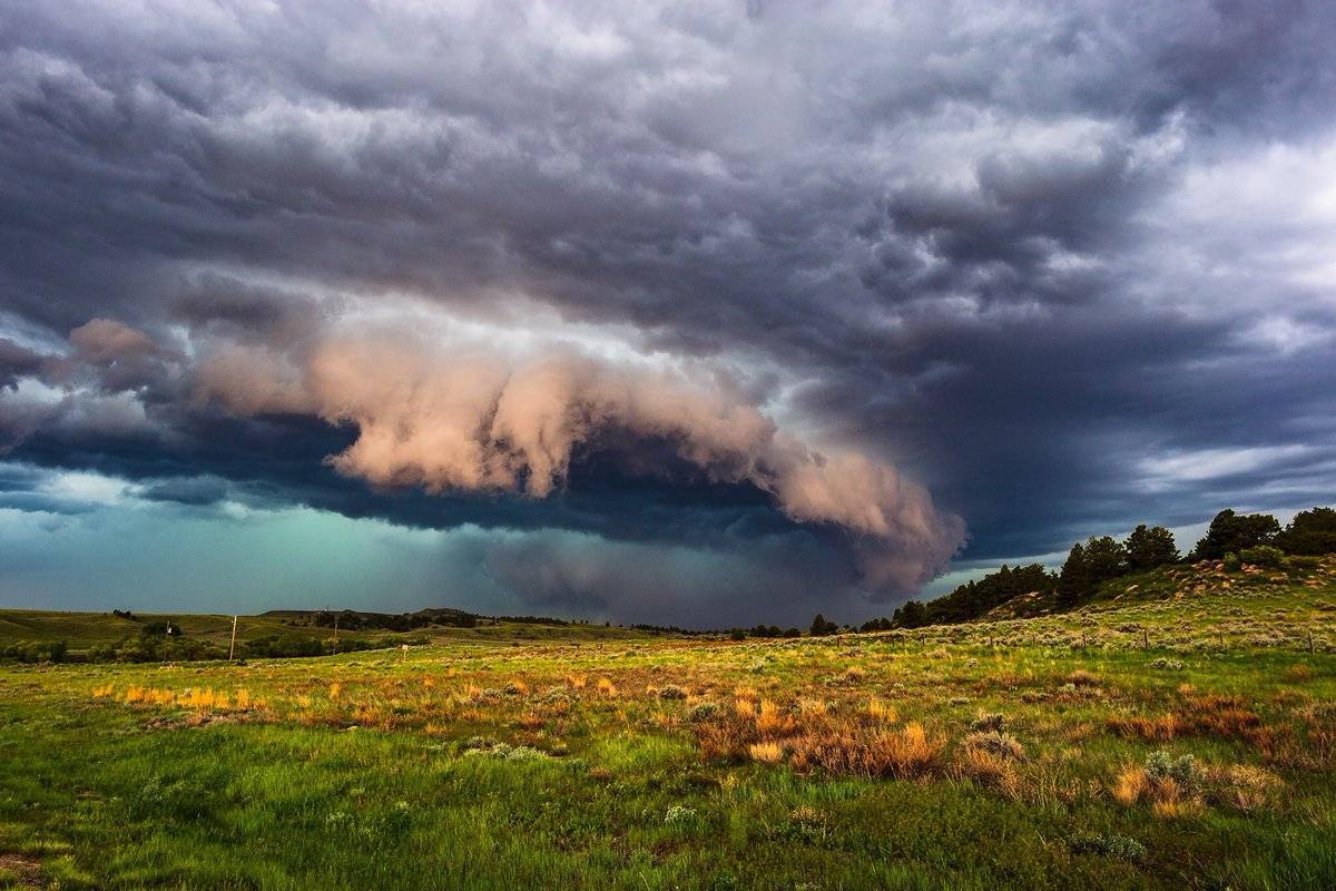 Tornadic storm approaches Interstate 25 south of Glendo, Wyoming by John Sirlin @SirlinJohn