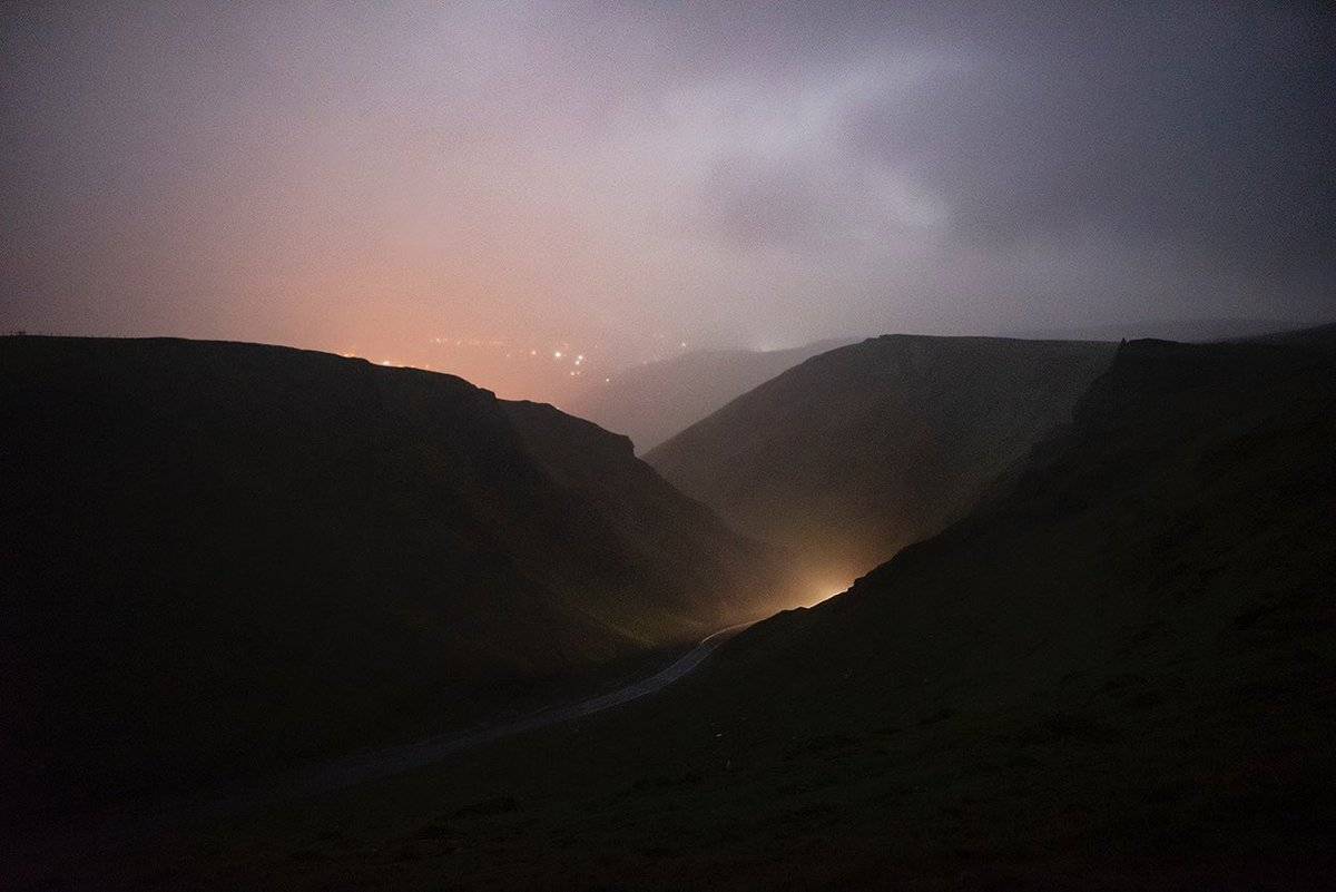 Winnats Pass in the rain & mist by Andrew Brooks @AndrewPBrooks