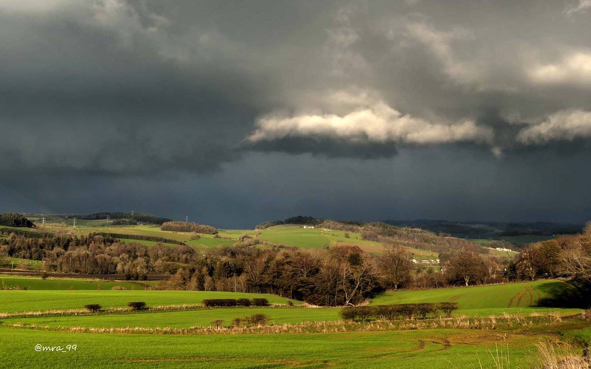 A contrasting mix of bright sunshine and heavy stormclouds in the Tyne Valley by Michael Allan @MRA_99