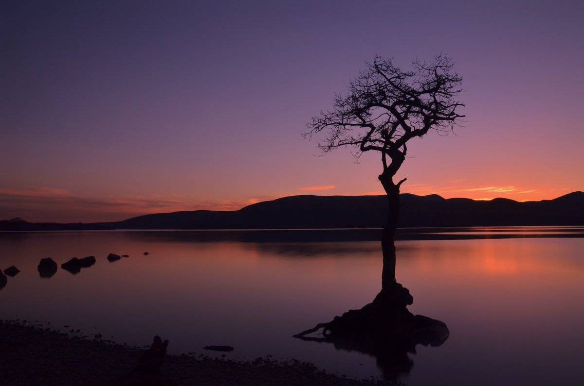 Sunset over Loch Lomond by Charles McGuigan @CharlesMcGuiga2