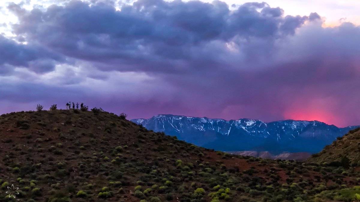 Swoon worthy sunset over Utah by Stacey Anne Leeson @StaceyALee