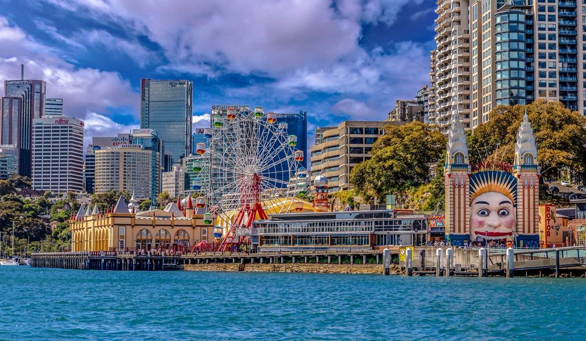 Views on Sydney Harbour by MattO @STRAYAHUNT