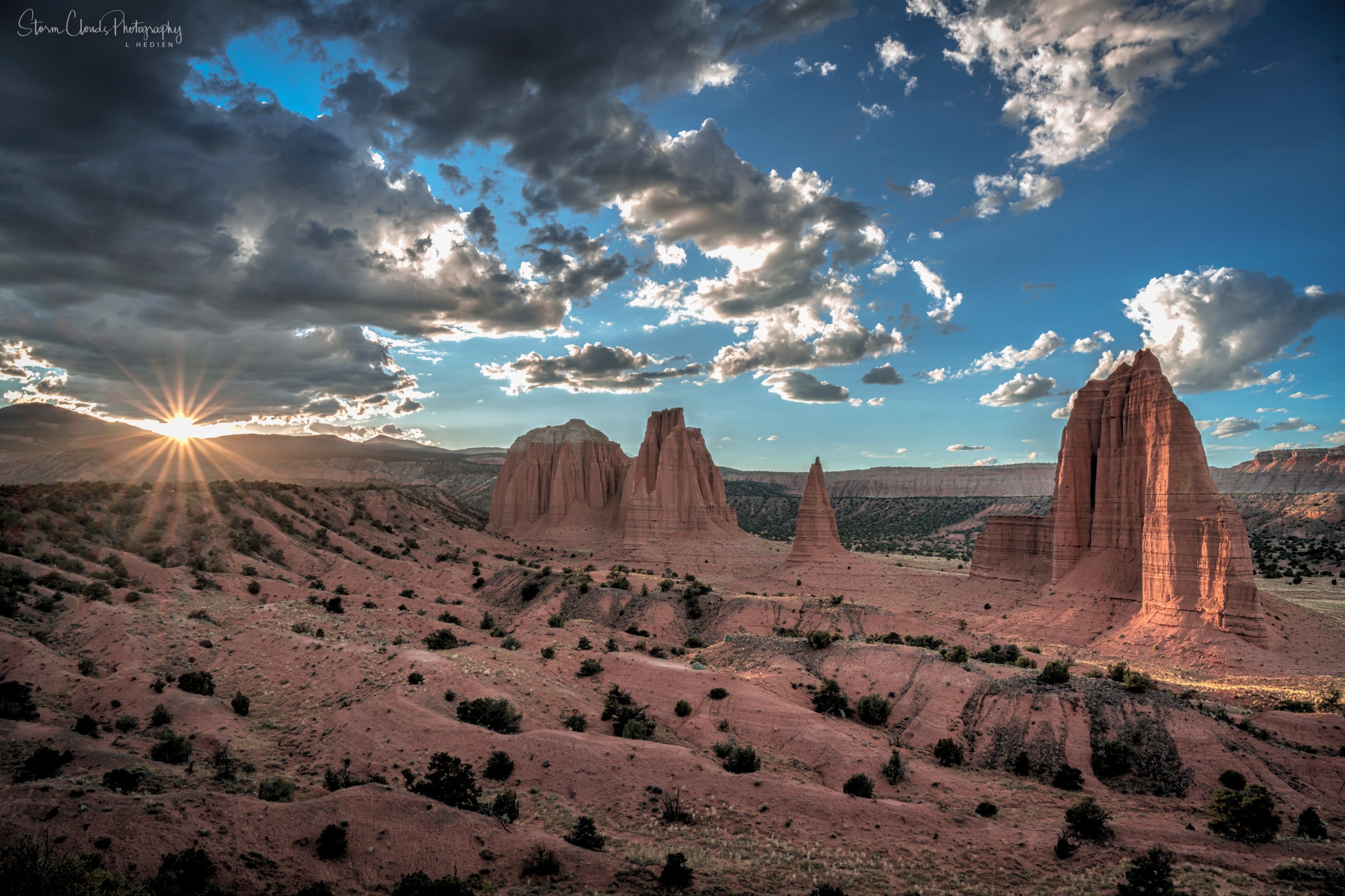 2nd Place Cathedral Valley in Capitol Reef Utah at sunset by Laura Hedien @lhedien