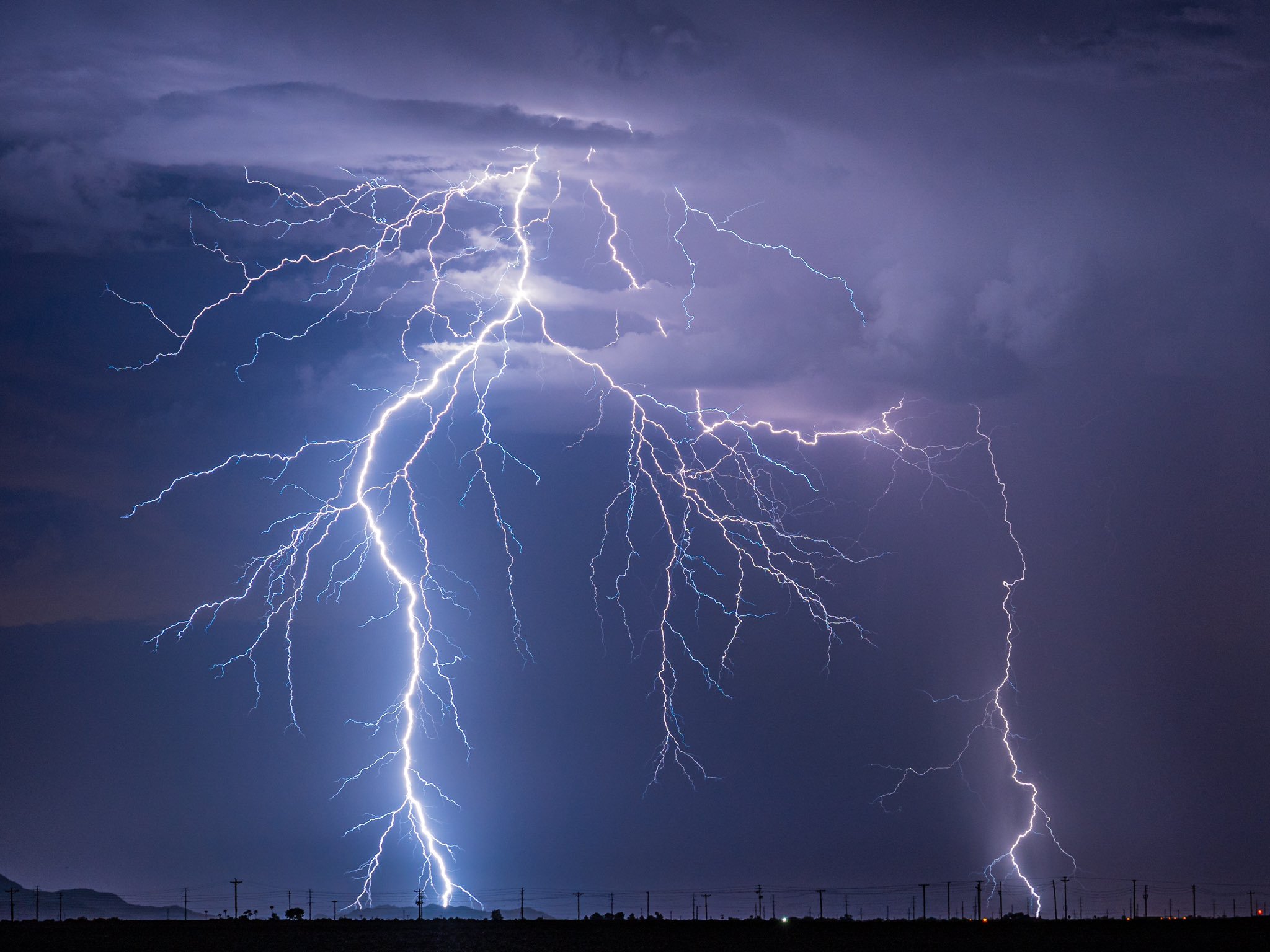 A monster bolt just north of Eloy, Arizona by Kyle Benne @KyleBenne