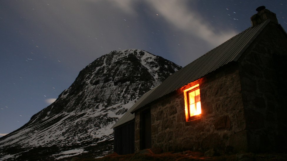 Cosy Scottish scenery by Margaret (Mags) @Magsbooks2481