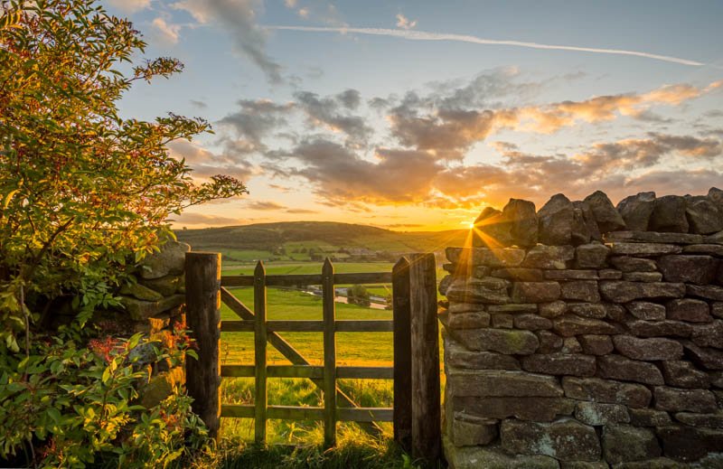 Sunset over cononley by DavidOxtaby @Dave3072