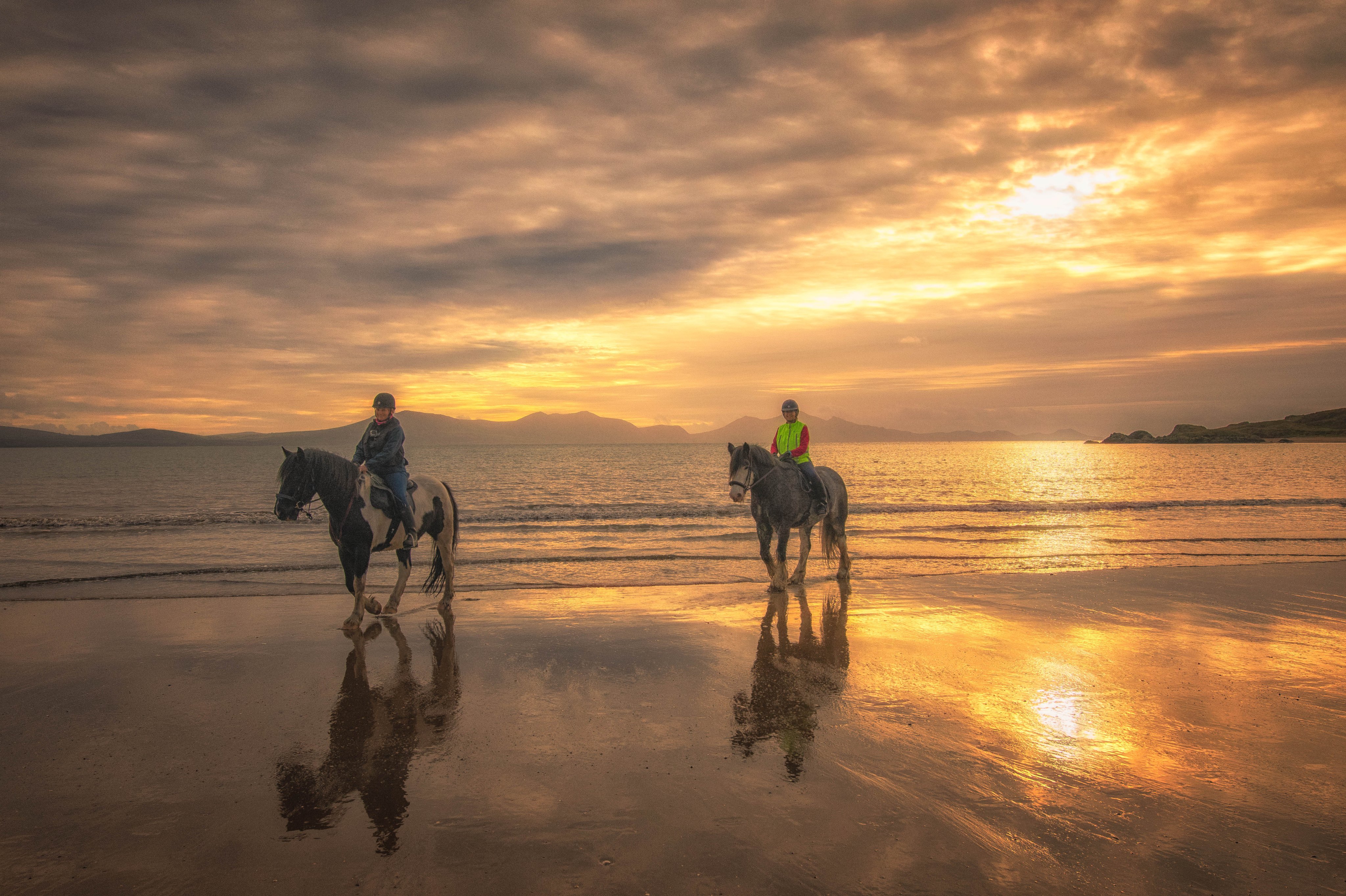 Traeth Llanddwyn sunset Phil Taylor @angleseyboy