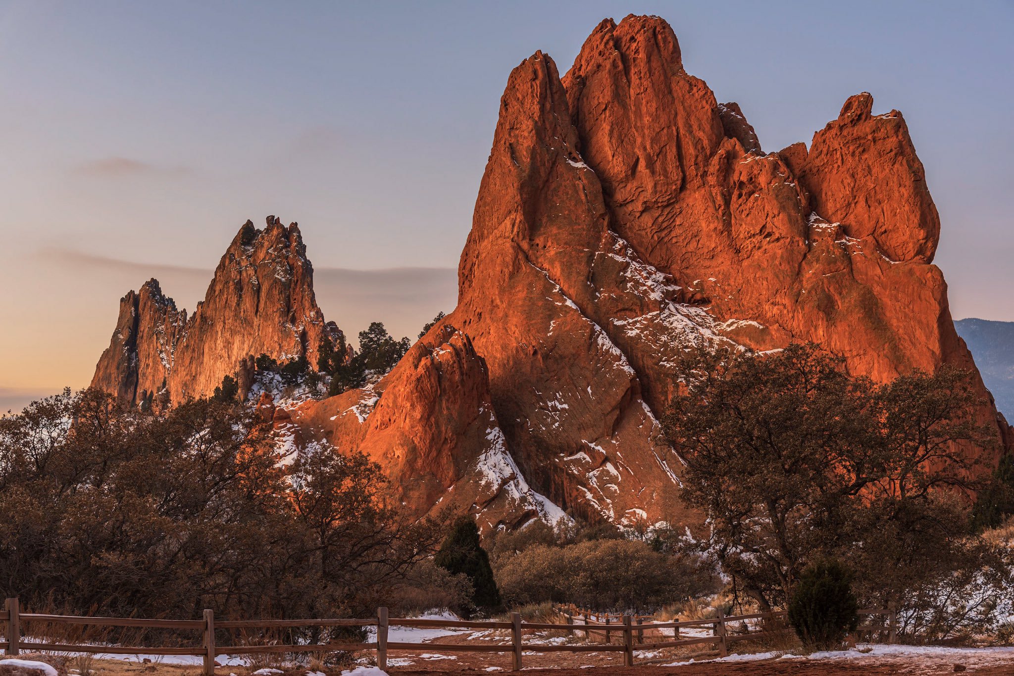 First light with a dusting of snow at Garden of the Gods, Colorado by Michael Ryno Photo @mnryno34
