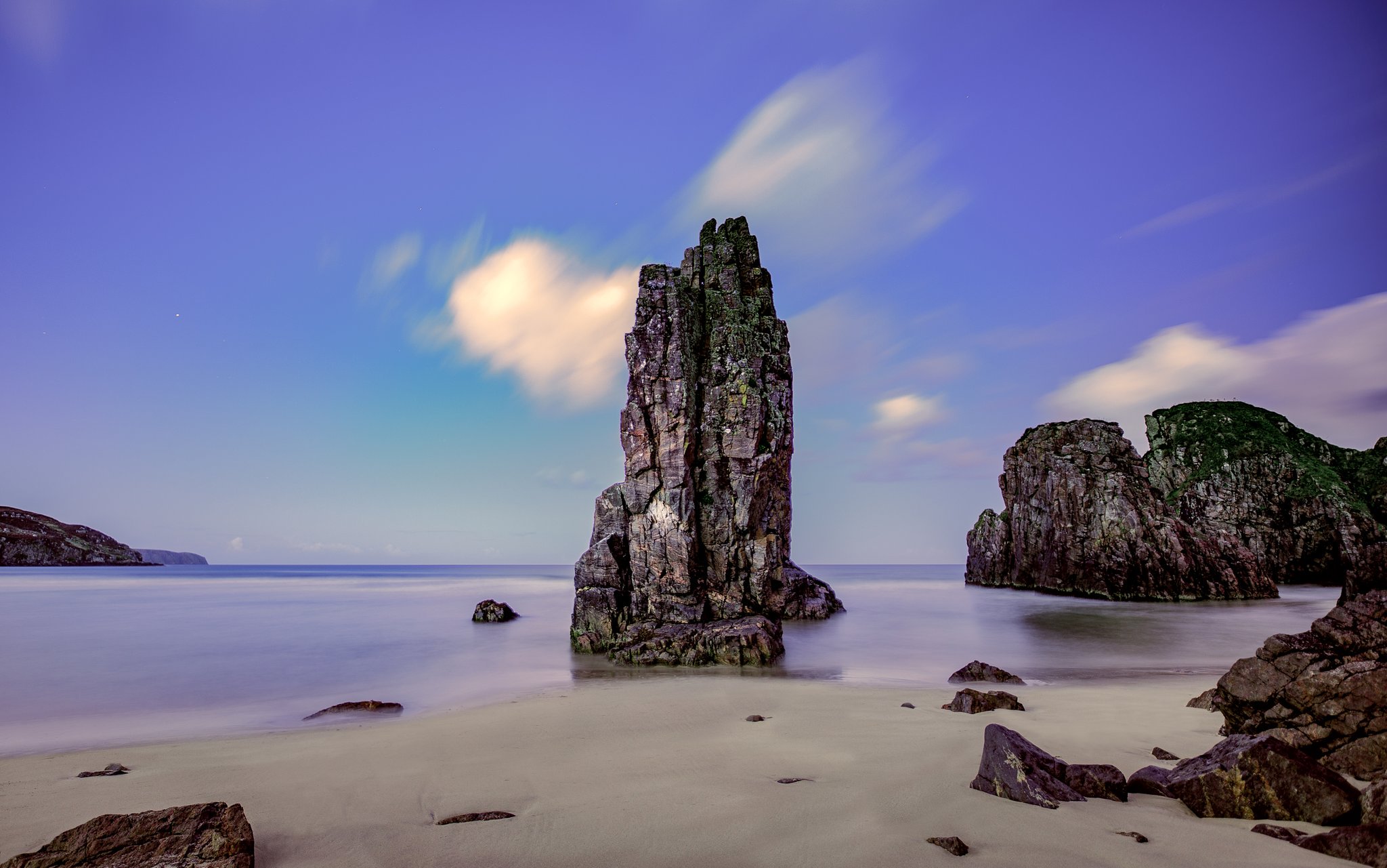 Long exposure taken on Garry Beach, Isle of Lewis, just before monnrise by Impact Imagz @ImpactImagz