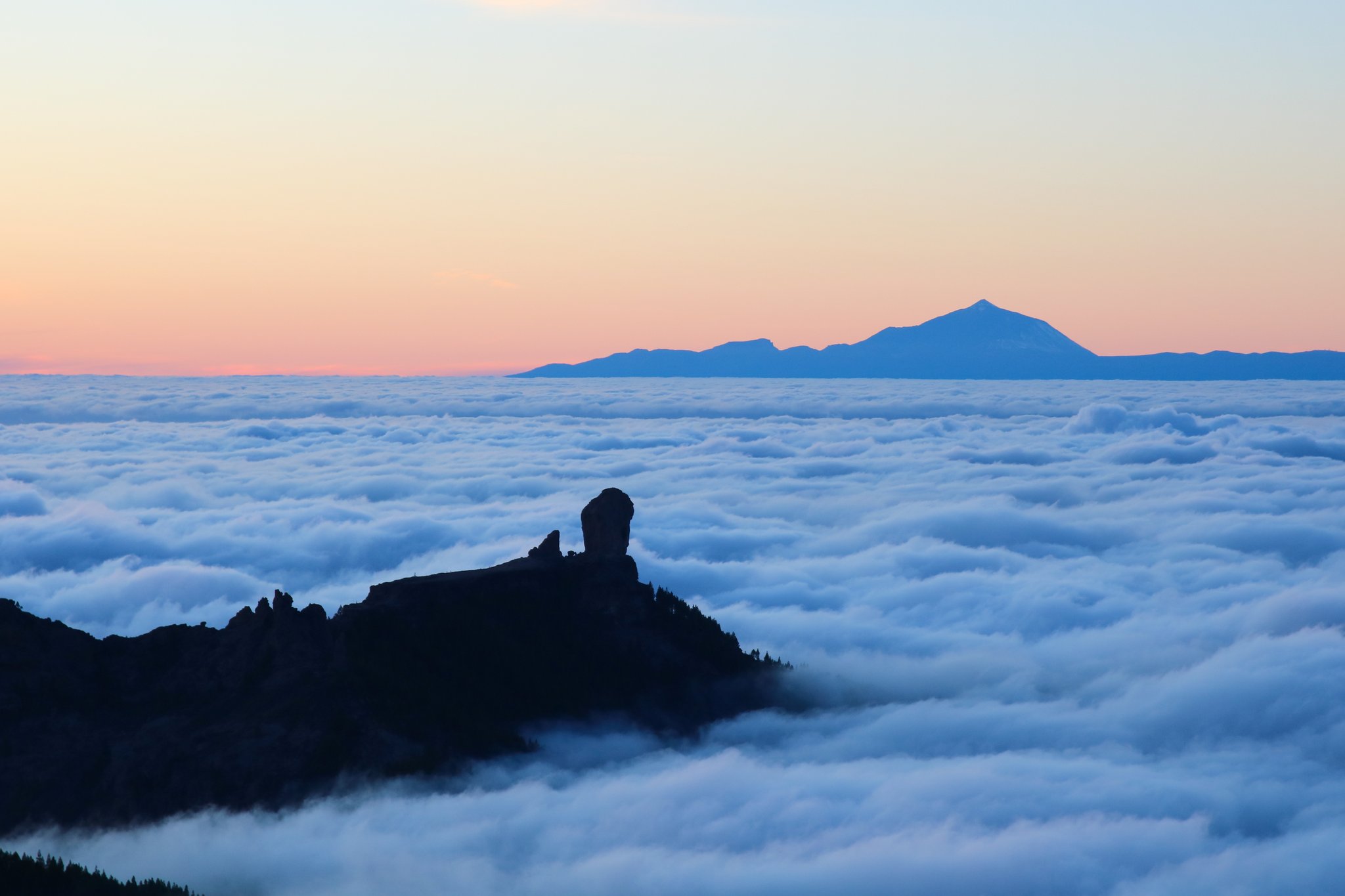 1st Place Dusk at Pico de las Nieves, Gran Canaria by Luke Martin @LukeMartin_DL