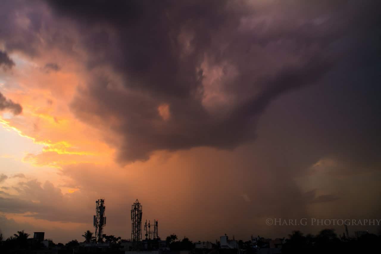 A rain shaft being illuminated by the sunset! Taken in Chennai by Hari_Photography @HariG_IN