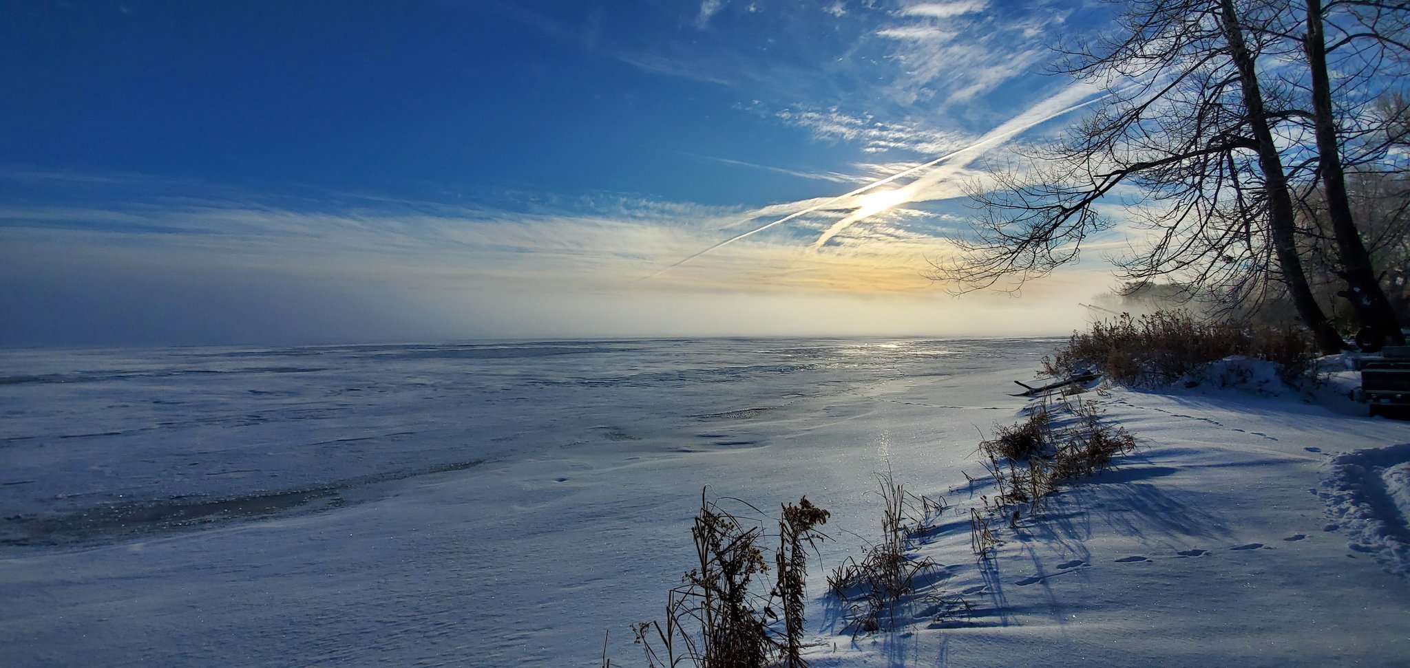 Frost fog rolling in on Lake Scugog, ON by Debby Lieto @DebDeb0223