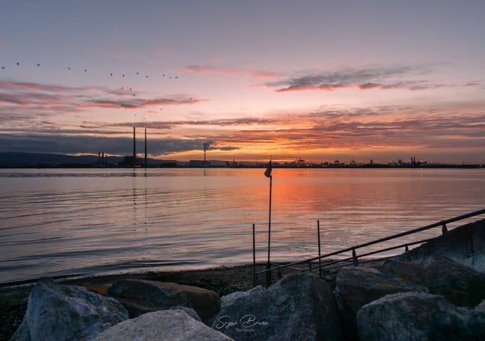 Red sky at night, shepherd's delight at Clontarf Wx Photography @PhotographyWx