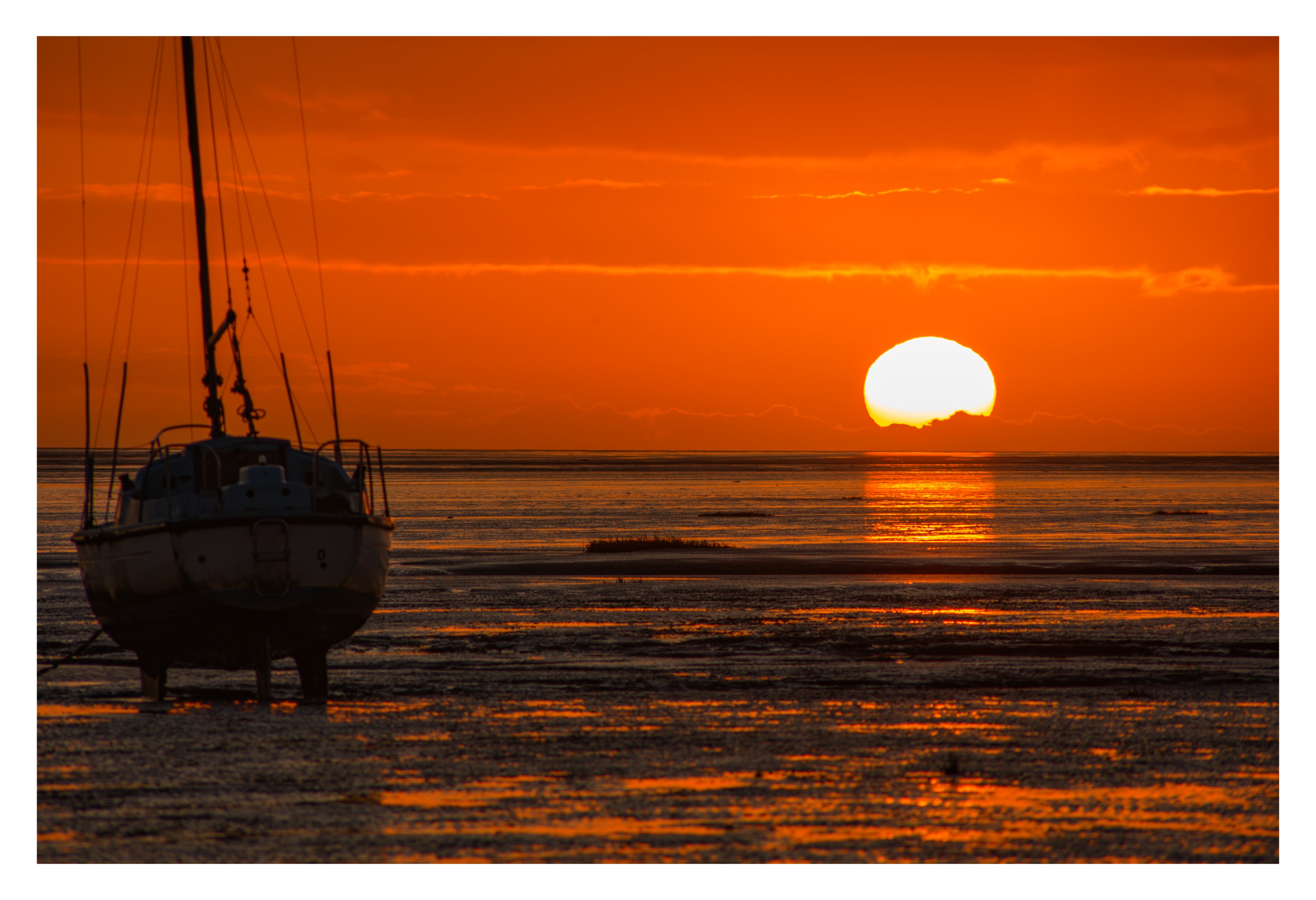 2nd Place As the sunsets in lytham by mmcneillphotography @marksmcneill