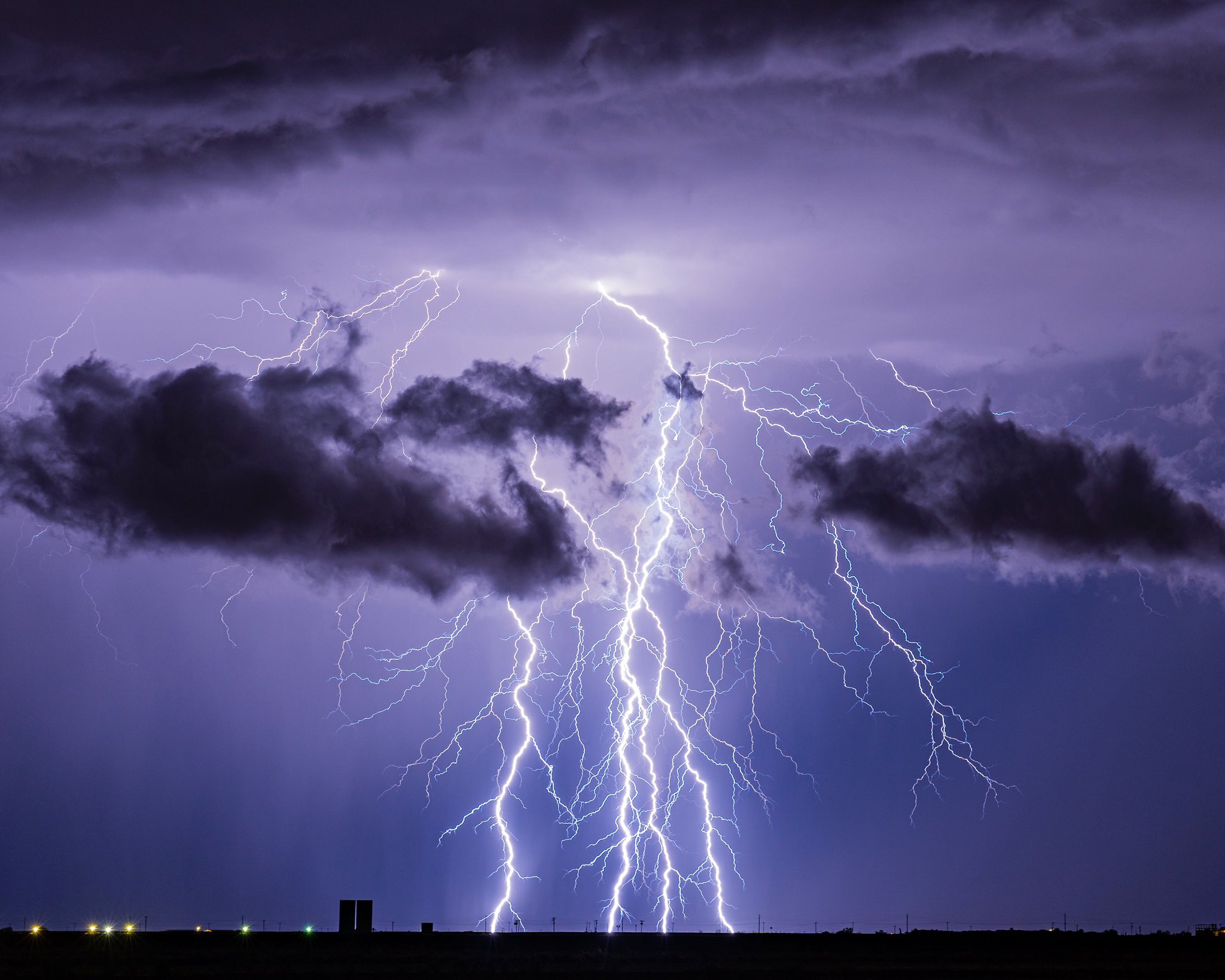 Lightning in Buckeye, AZ by Kyle Benne @KyleBenne