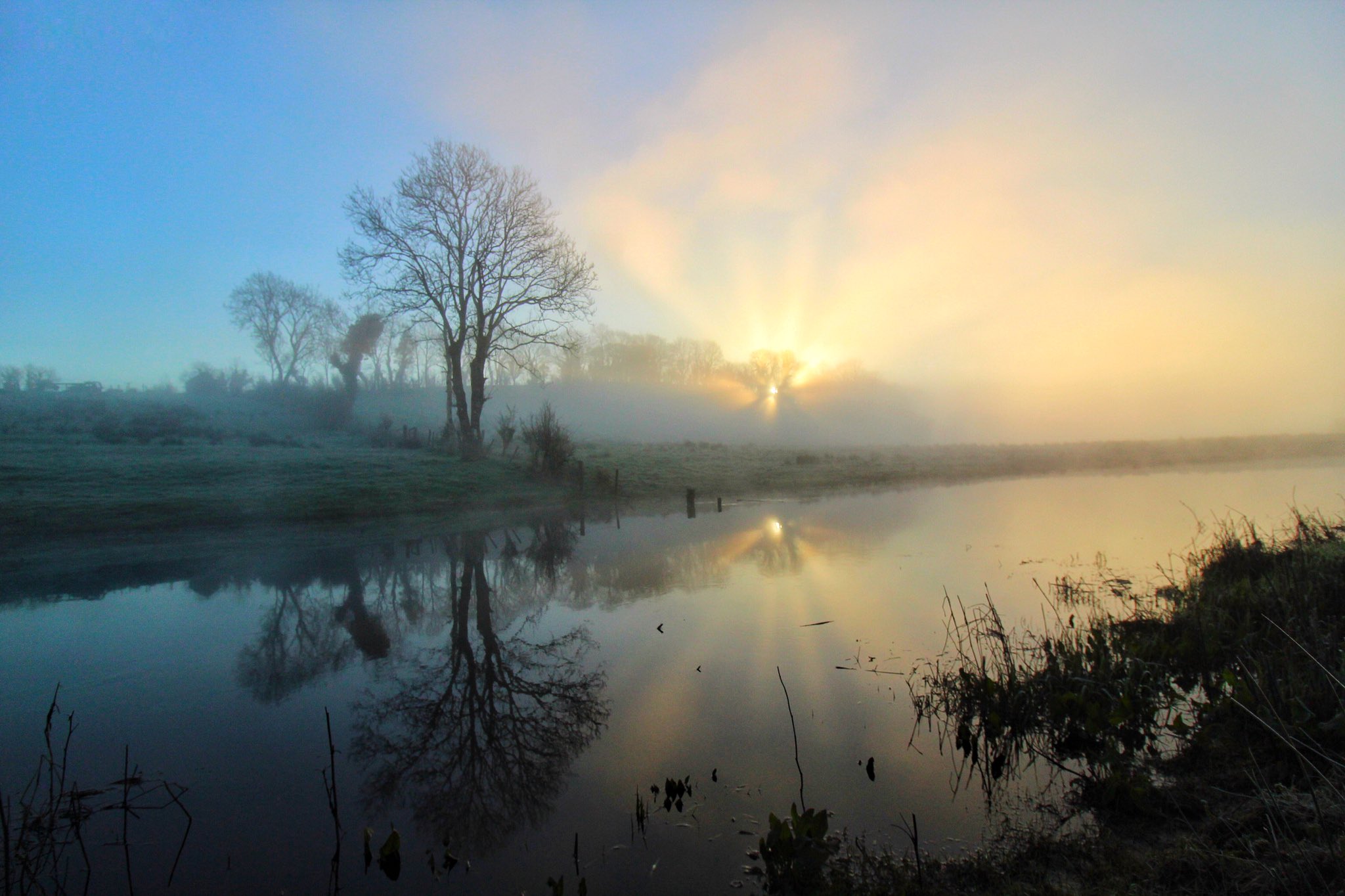 3rd Place Sunrise through the mist by Tom Gilroy photography @tomgilroy33