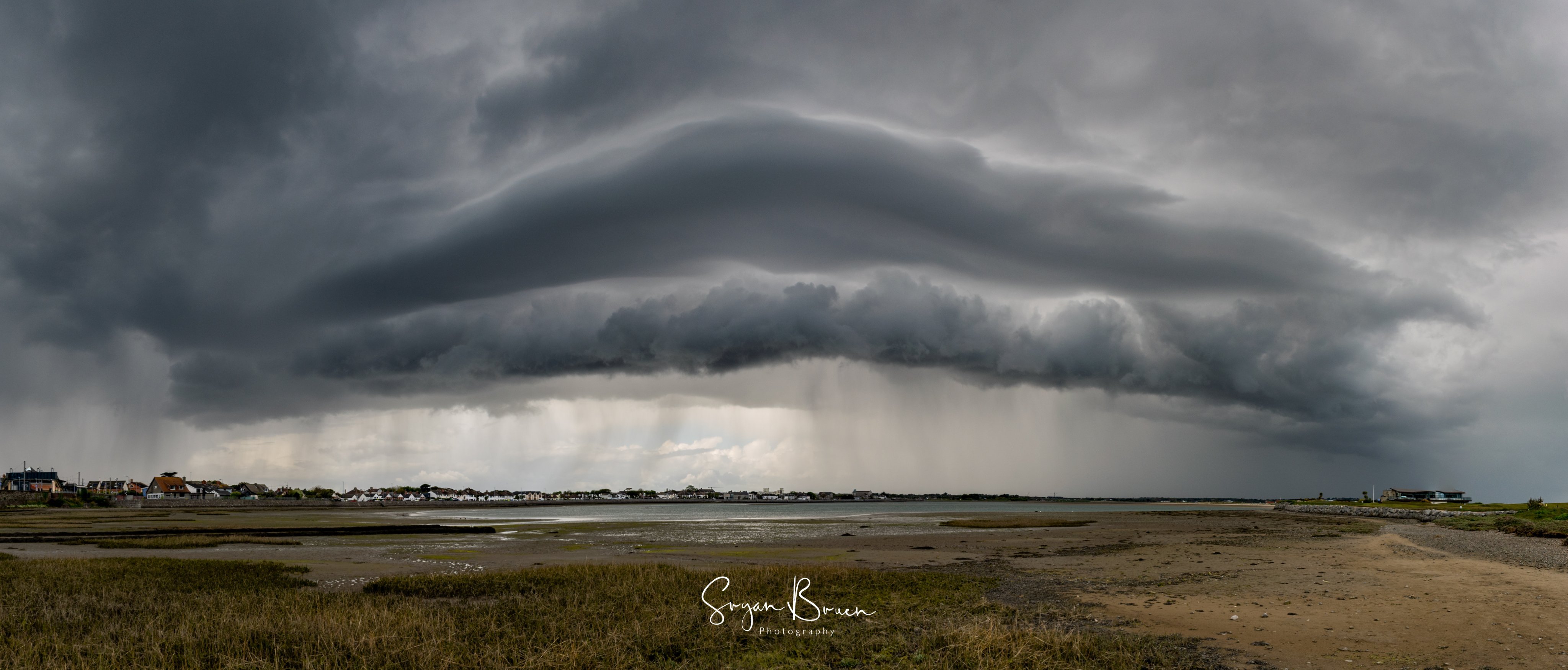 1st Place Shelf cloud at Burrow Beach, Sutton, Dublin by Sryan Bruen @sryanbruenphoto