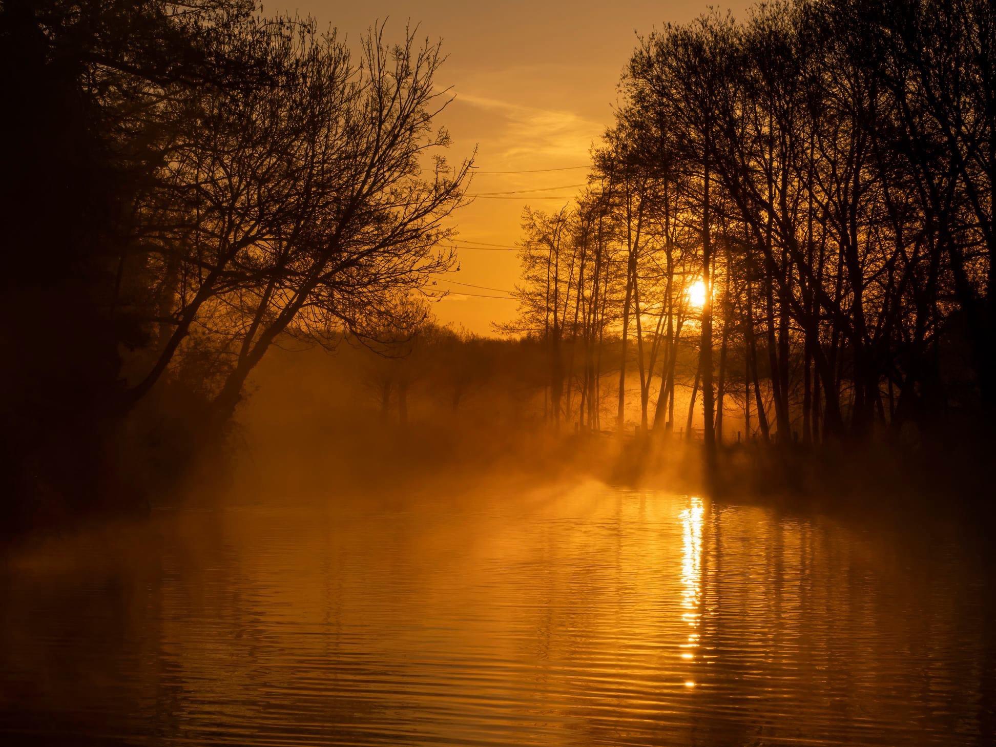 3rd Place Misty sunrise, River Wey in Guildford by MarkFullerPhotography @MarkFullerPhot1